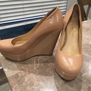 Gianni Bini Nude Wedge